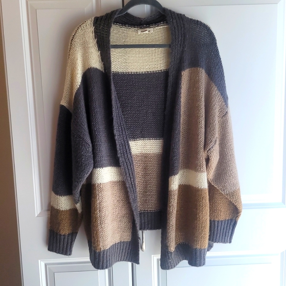 NWOT GeeGee Neutral Striped Grandpa Cardigan Size Large